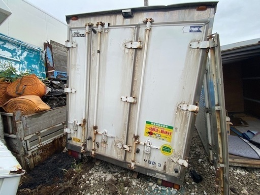 早いもの勝【希少扉多い】2トン箱 コンテナ 物置 倉庫 アルミ箱 格安