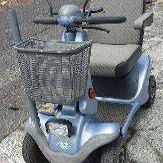 セニアカー ４輪　カワムラ製　❢❢ 激安価格 ❢❢  バッテリー良好 !! (お話し中)