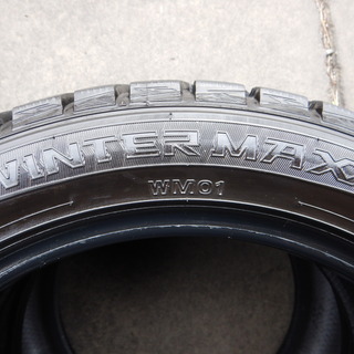 215/50Ｒ17　4本組　ダンロップスタッドレス　レガシィ、ステップワゴン