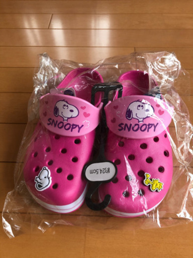 新品 スヌーピー クロックス風サンダル 24 5cm Caramel 尾張一宮の生活雑貨の中古あげます 譲ります ジモティーで不用品の処分
