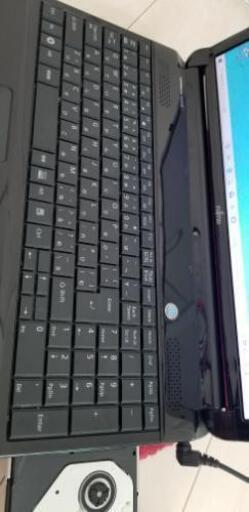 Core i3❗ Webカメラ❗ 大画面15.6インチワイド❗ Wi-Fi❗ マルチ