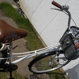 売り切れArpege Puree内装3段変速LEDオートライト27インチ