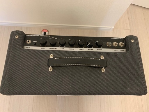 2017年購入のfender bass breaker 15 combo Fender Bassbreaker 15 15