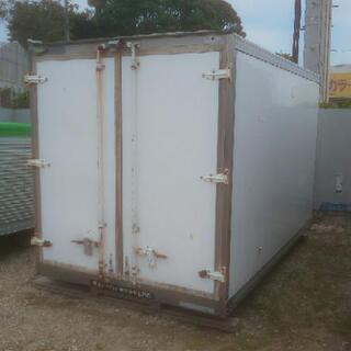 鍵付き】【横扉付き】【3t車でも配送可】バイク入れ 物置き 保冷