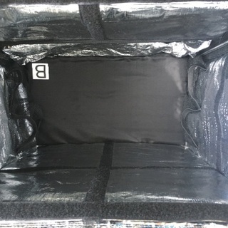 今すぐウーバーイーツできる！Trek ロードバイク（TREK　FX7.4 700C アルミ カーボンフォーク　27速 44.5mm クロス 　）