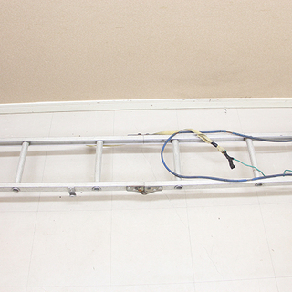 ナカオ 昇柱用具 特殊梯子 折りたたみ式 電柱ハシゴ 電気工事 はしご 電柱梯子(HD687awxY)③