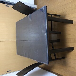 トーア(東亜林業)　ダイニングテーブル椅子２脚つき