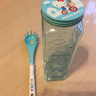 ハローキティhello kitty パスタ保存容器　