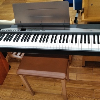 CASIO　電子ピアノ　PX-300