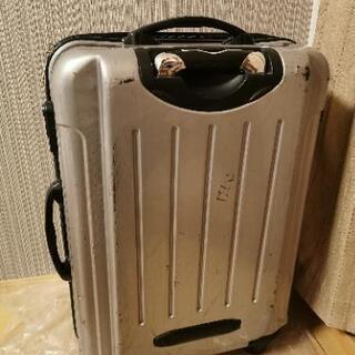 スーツケース  M〜Lサイズ相当  0円