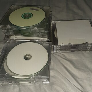 録画用 DVD-R 6 枚、データ用 DVD+R DL 1 枚、...