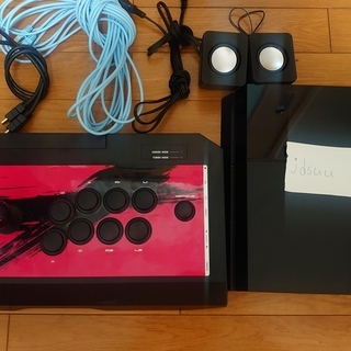 PS4本体とアケコンセット+オマケ大量 playstaion4 500GB リアル