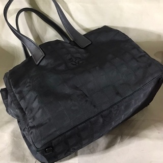 CHANEL シャネル ニュートラベルライン 黒ナイロントートバッグ 肩かけ