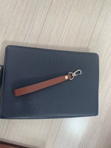 セカンドバッグ　美品