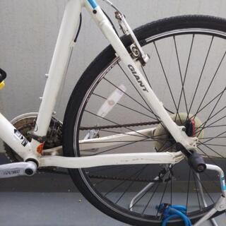 値下げ交渉歓迎】GIANT SEEK R3 2009年モデル サイズ530 ホワイト！！
