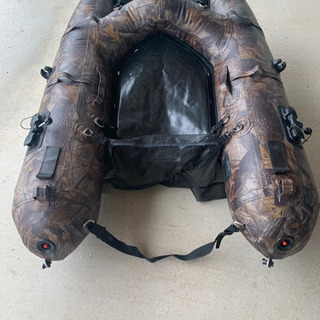 フローター　ゼファーボートZF158VH  バス釣り