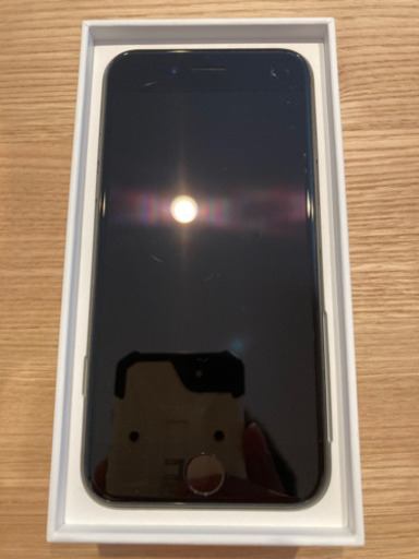 Apple iPhone 7 256GB SIMフリー 価格比較 - 価格.com