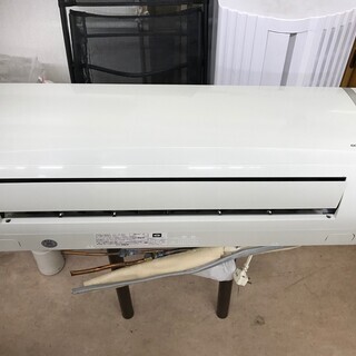 特価商品！！　４．０ｋ（１２畳～１４畳用）冷暖房エアコン　標準工事費込み！！　５５，０００円（税込み）