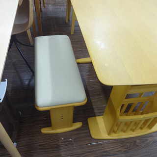 札幌 引き取り ニトリ ダイニングセット ベンチ&イス2脚 回転タイプ 