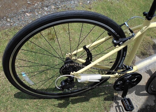 高速系クロスバイク VACANZE1 バッテリーライト付き 21段変速 新生活で