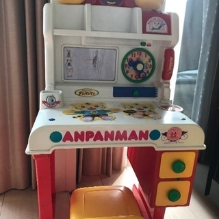 アンパンマン机と椅子