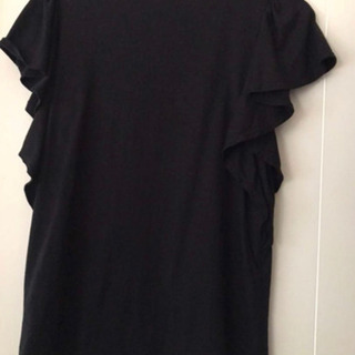 【7/19処分品】ユニクロ　フリル袖Tシャツ　ブラック　Mサイズ