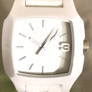 DIESEL ディーゼル 白セラミッククォーツ 3針モデル DZ1421