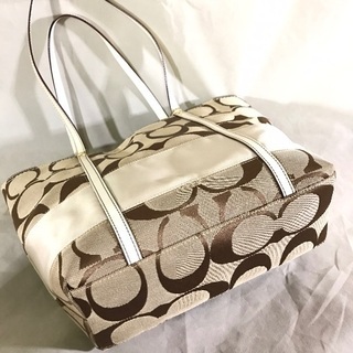 COACH コーチ 白レザー×シグネチャー スモールトート肩かけショルダー