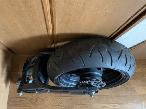 悪路と高速走行で差が付く！ GPZ900R用新スイングアームを紹介／スペックエンジニアリング「スイングアームセット タイプ2」 - webオートバイ gpz900r zx10r スイングアーム