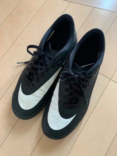 Nike サッカートレーニングシューズ みたもなおはぎ 横浜の靴 スニーカー の中古あげます 譲ります ジモティーで不用品の処分 Nike サッカートレーニングシューズ みたもなおはぎ 横浜の靴 スニーカー の中古あげます 譲ります ジモティーで不用品の処分