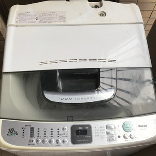 サンヨー洗濯機10kgタイプ　5000円