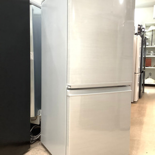TOSHIBAの3ドア冷憎庫(GR-S33S)のご紹介です