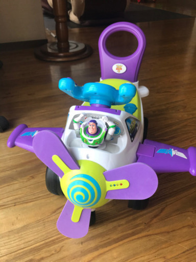 Toystory4 トイストーリーバズライトイヤー手押し車 みな 亀岡のおもちゃ 乗用玩具 の中古あげます 譲ります ジモティーで不用品の処分