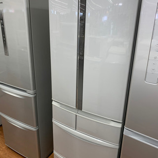 Panasonicの超大型両開き6ドア冷蔵庫です!