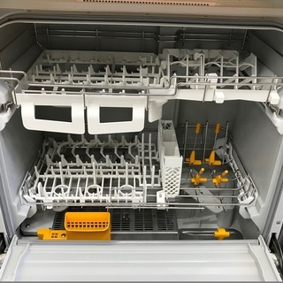 新同品！！　パナソニック　省エネモデル！！　エコナビ搭載！！　食器洗い乾燥機　２９，９８０円（税別） 新同品！！ パナソニック 省エネモデル！！ エコナビ搭載！！ 食器洗い