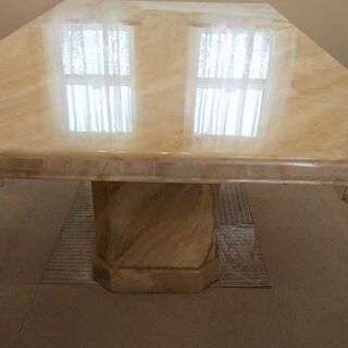 大理石ダイニングテーブル【追記 7月25日出品終了】