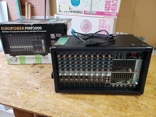 パワードミキサー：ベリンガー / PMP2000 EUROPOWER
