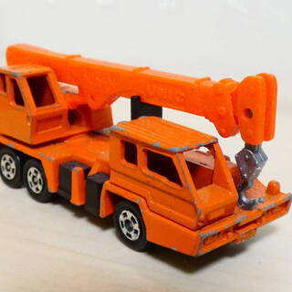 絶版トミカ №72-1 UDユニック トラッククレーン オレンジ色