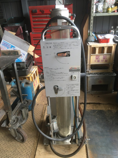 オイルﾊﾞｷｭｰﾗｰ(エアー式簡易オイル抜き取り機)