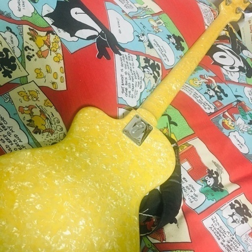 Italia guitars Maranello Bass ベース