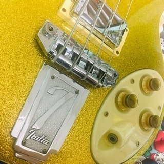 Italia guitars Maranello Bass ベース
