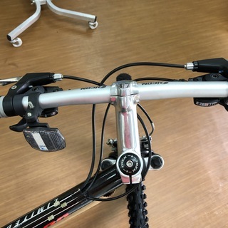 限定品！！スナップオンコラボ トレック 自転車 26インチ