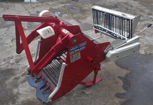 鹿児島発 ニプロ トラクター用 掘取機 BL-65SFDG