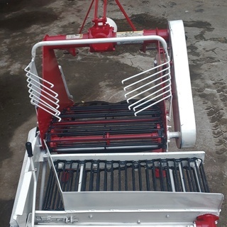 鹿児島発　ニプロ　トラクター用　掘取機　BL-65SFDG 鹿児島発 ニプロ トラクター用 掘取機 BL-65SFDG