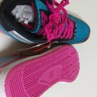 未使用品 ニューバランスシューズ24 0 スポーツデポにて購入 陵輝 安茂里の靴の中古あげます 譲ります ジモティーで不用品の処分