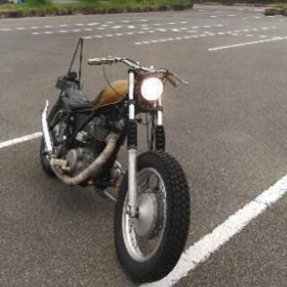 SR400 フルカスタム 車検ほぼ2年つき