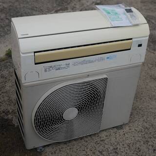 TOSHIBA 5.6kwルームエアコン 2011年式 TOSHIBA 5.6kwルームエアコン 2011年式