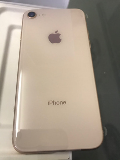 新品交換品 iPhone8 256gb simフリー