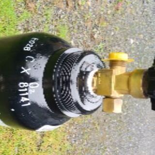 酸素ボンベ 1.5立米 耐圧検査済み ガス充填済