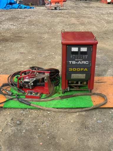 HITACHI 日立　TS-ARC 300FA 半自動溶接機　送給装置セット　アース線無　ワイヤ　0.9～1.2 HITACHI 日立 TS-ARC 300FA 半自動溶接機 送給装置セット アース線無